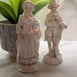 Elegant Porcelain Figurine Set - White and Gold